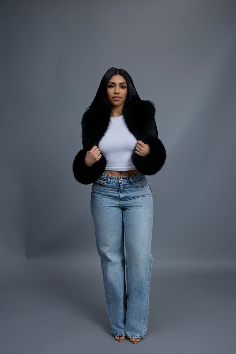 Women's Shorty Slim-Fit Long Sleeve Bolero With Fox [Black]