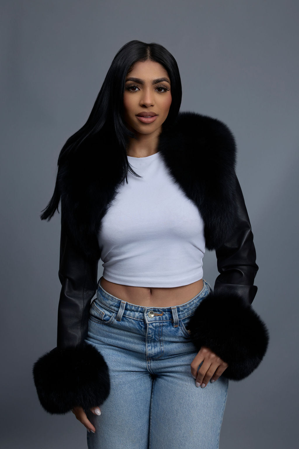 Women's Shorty Slim-Fit Long Sleeve Bolero With Fox [Black]