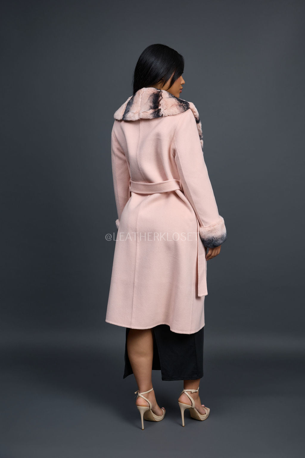 Women's Cashmere Trench Coat With Rex Trimming [Pink]
