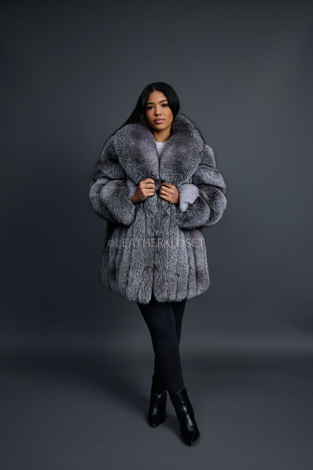 Women's Full Skin Fox Stroller [Silver]