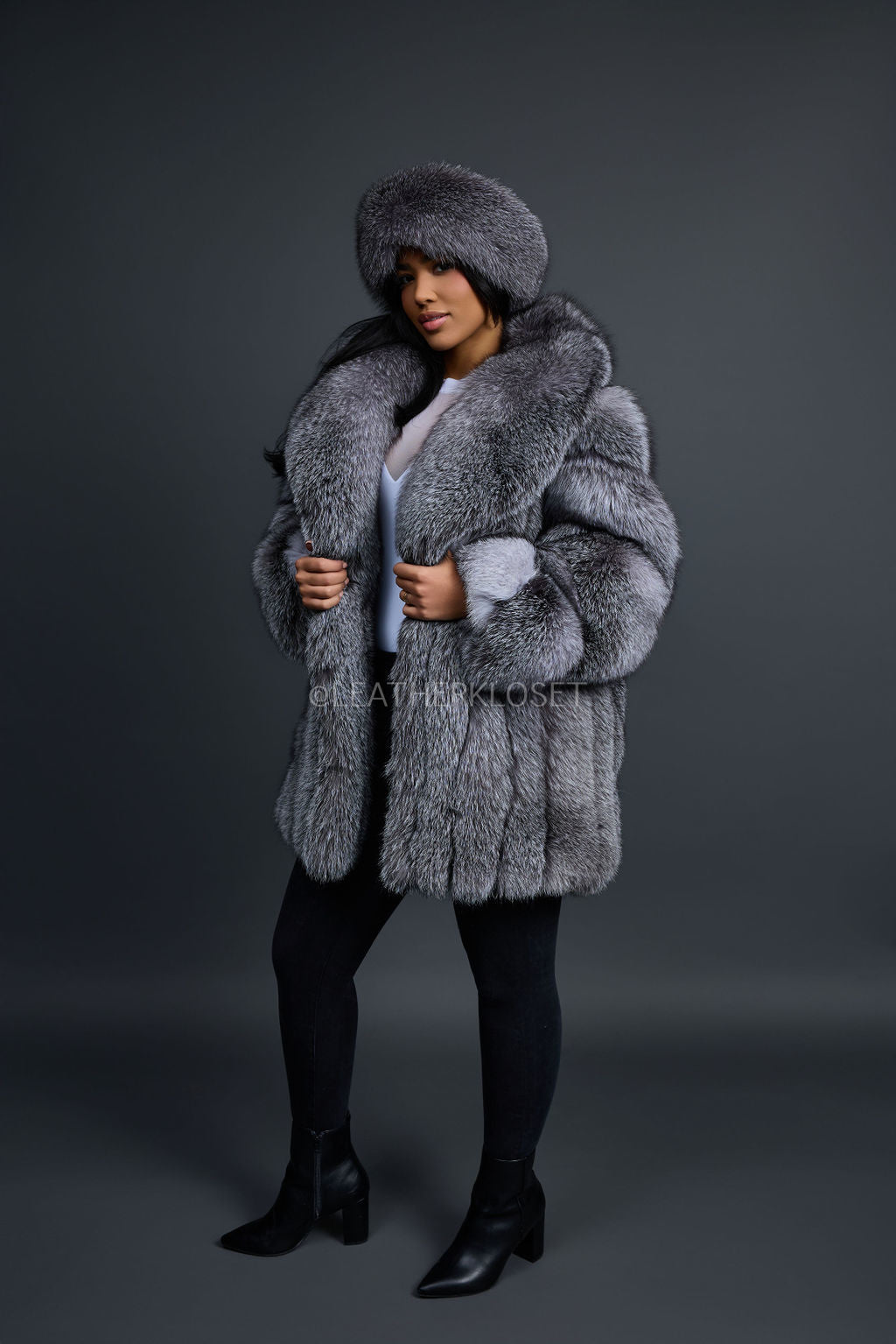 Women's Full Skin Fox Stroller With Headband [Silver]