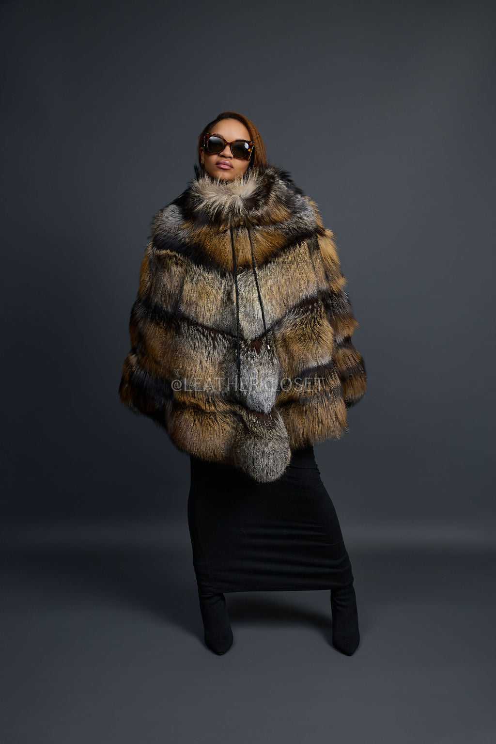 Women's Fox Fur Poncho [Cross Fox]