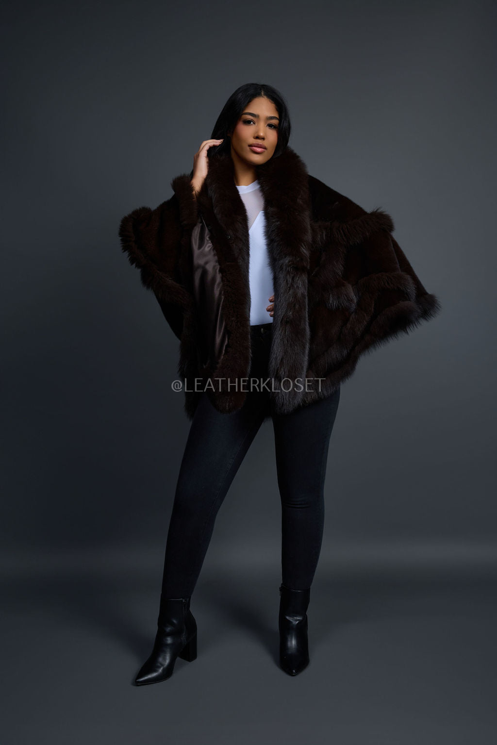 Women's Mink Poncho [Brown]