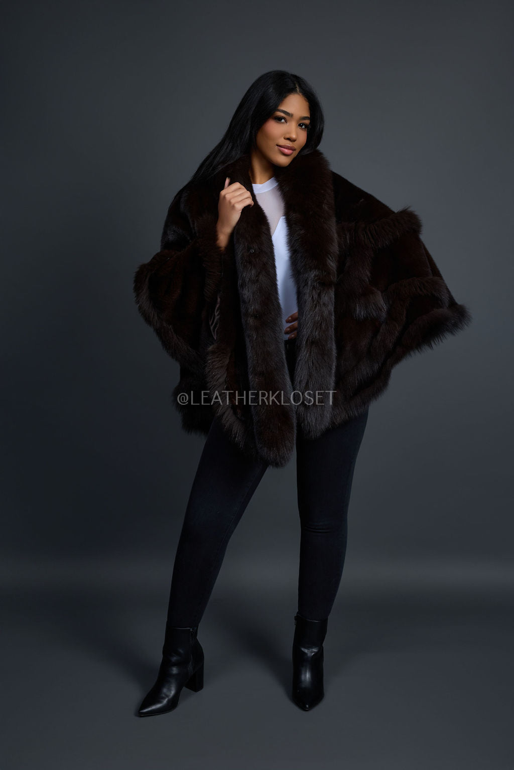 Women's Mink Poncho [Brown]