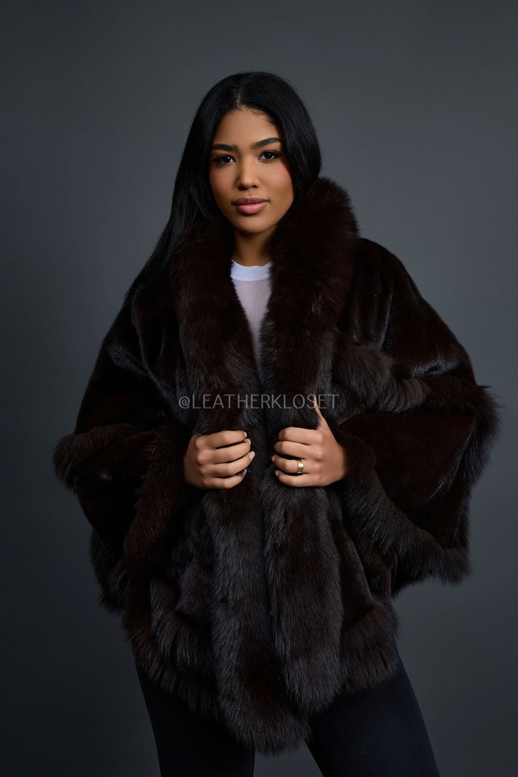 Women's Mink Poncho [Brown]