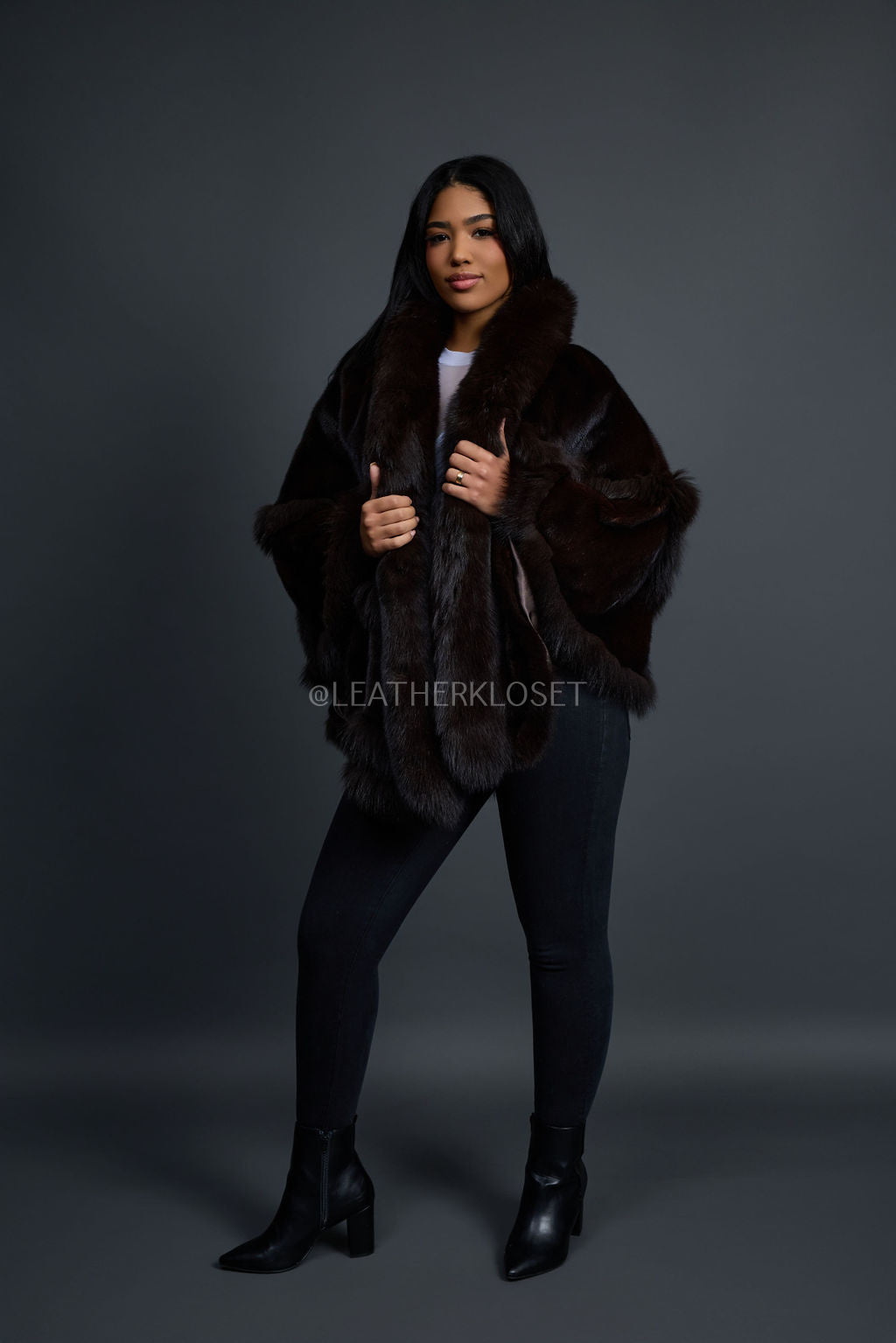 Women's Mink Poncho [Brown]
