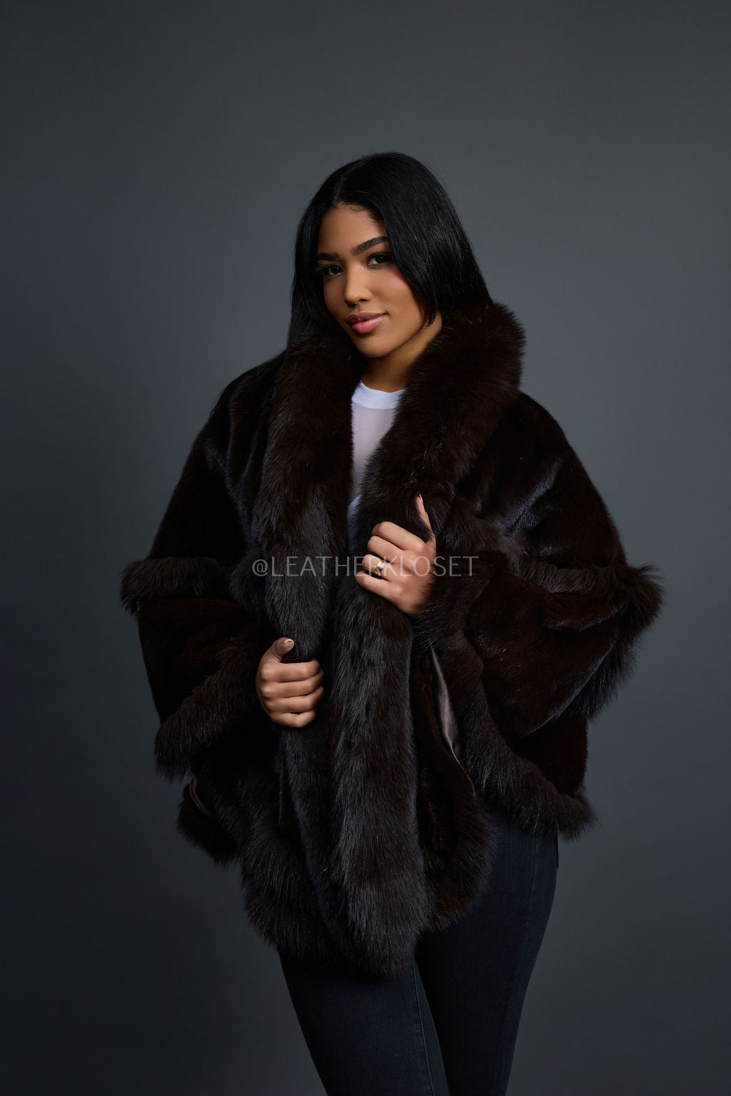 Women's Mink Poncho [Brown]