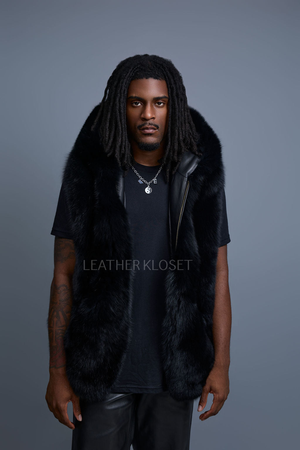 Men's Christopher Fox Fur Vest With Hood [Black]