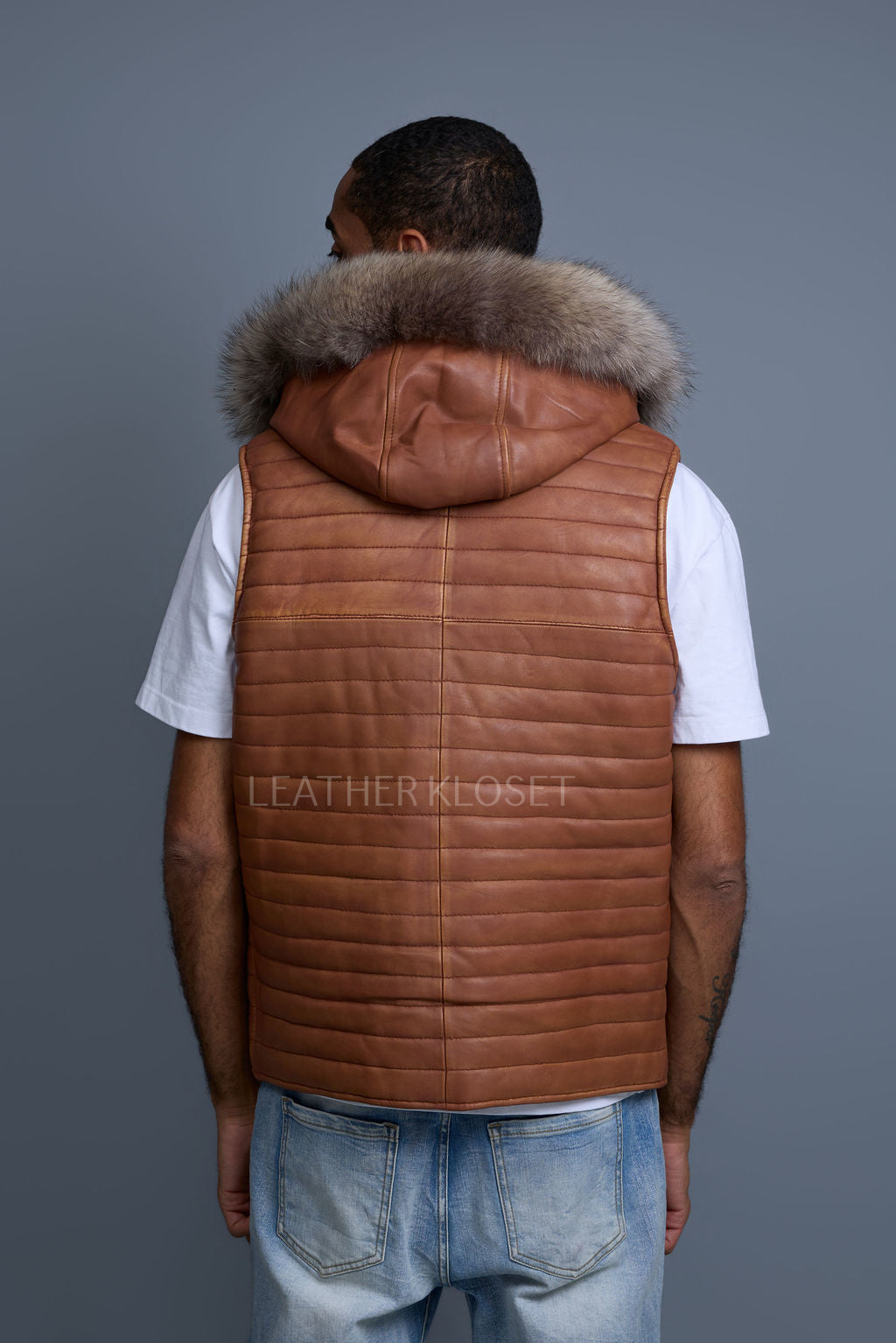 Men's Leather Rowan Vest With Raccoon Fur Hood [Caramel Crunch]