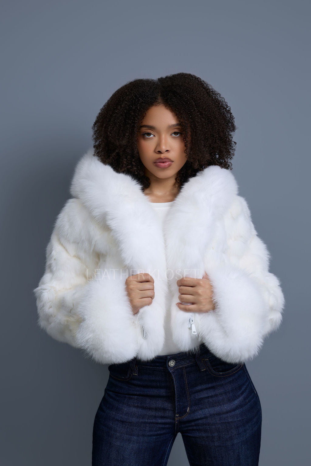 Women's Crop Fox Bomber With Hood [White]
