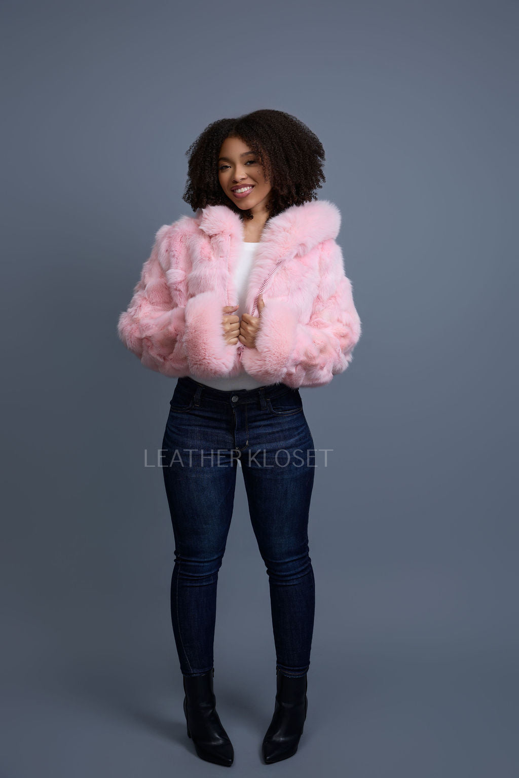 Women's Crop Fox Bomber With Hood [Baby Pink]