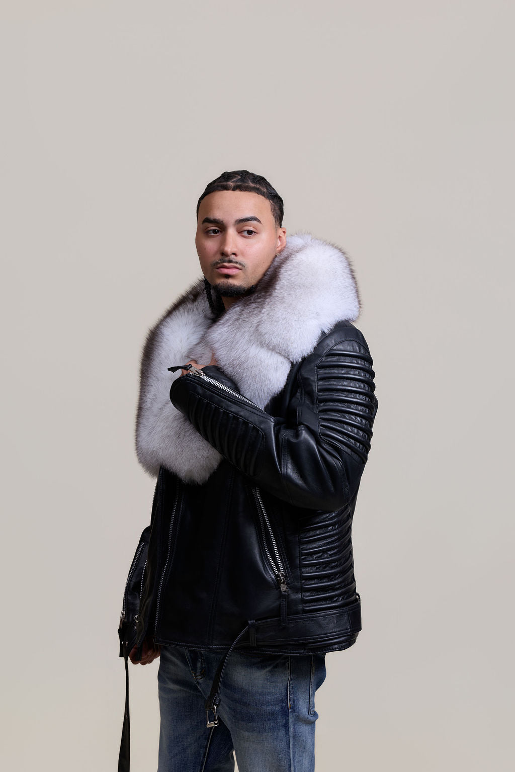 Men's Trey Biker Black Leather Full Fox Fur Collar [Natural White Fox]