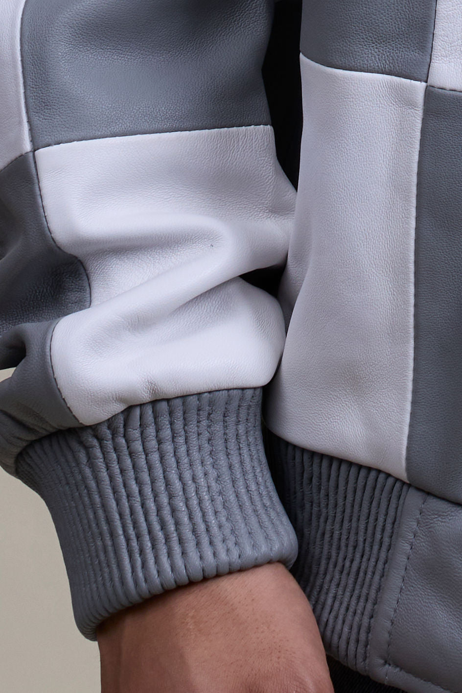 Men's Checkmate Jacket [White/Gray]