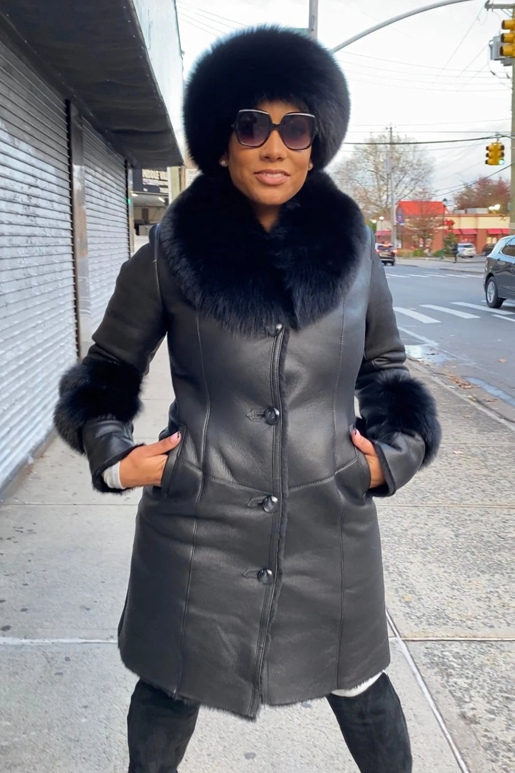 Women's Aubrey Shearling Sheepskin Jacket With Fox [Black]