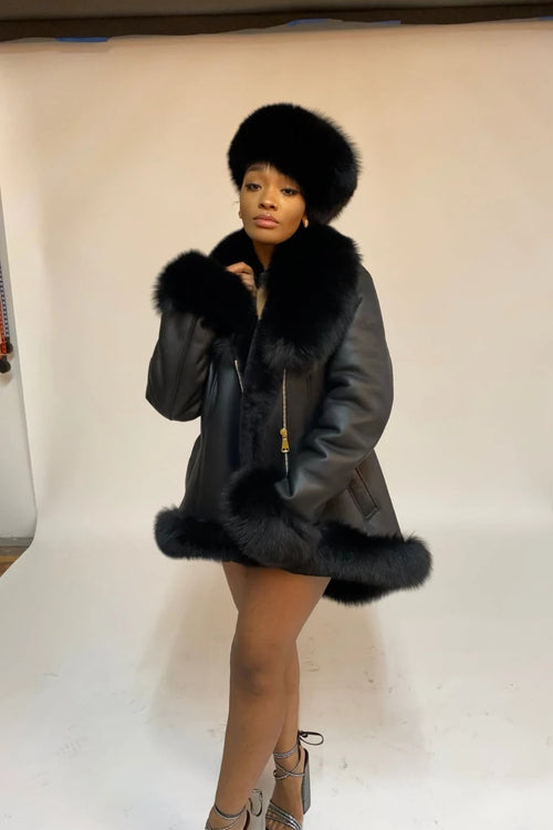 Women's Amber Shearling Sheepskin Jacket With Fox [Black]