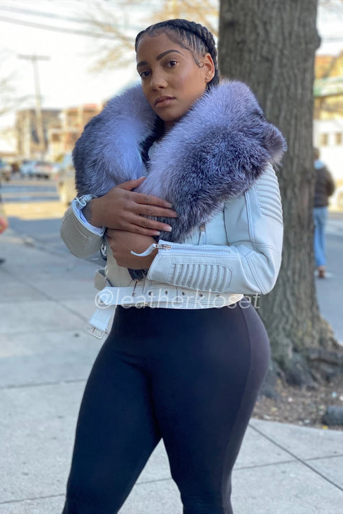 Women's Trey Biker White Oversized Fox Collar [Silver]