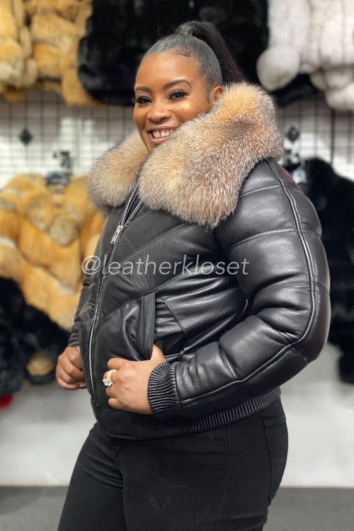 Women's V-Bomber Black Premium Fox Fur Collar [Crystal Fur]
