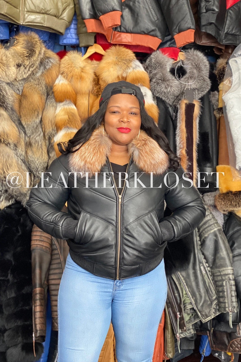 Women's V-Bomber Black Premium Fox Fur Collar