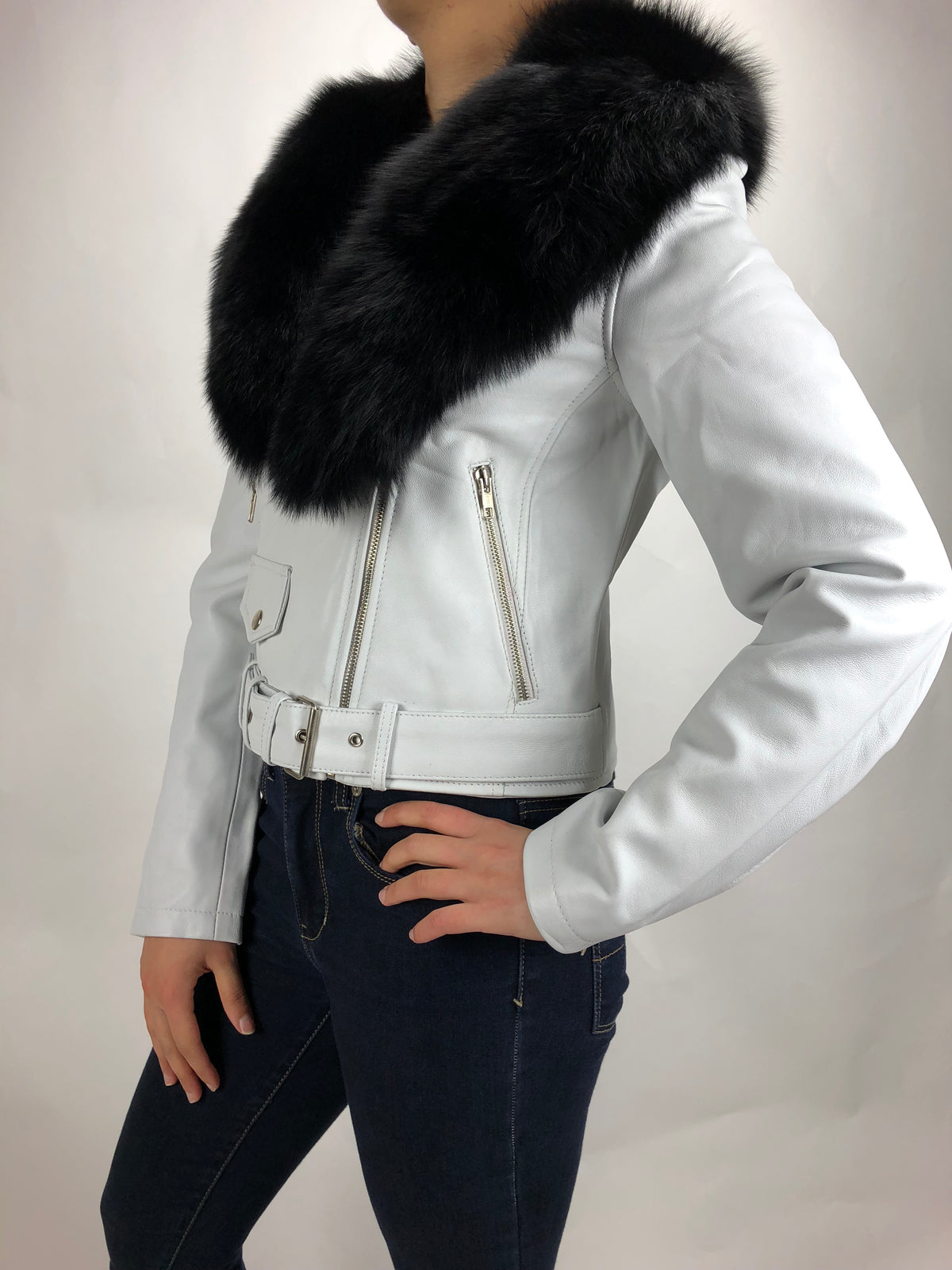Women's Classic Biker White With Fox Collar [ SLIM FIT ]