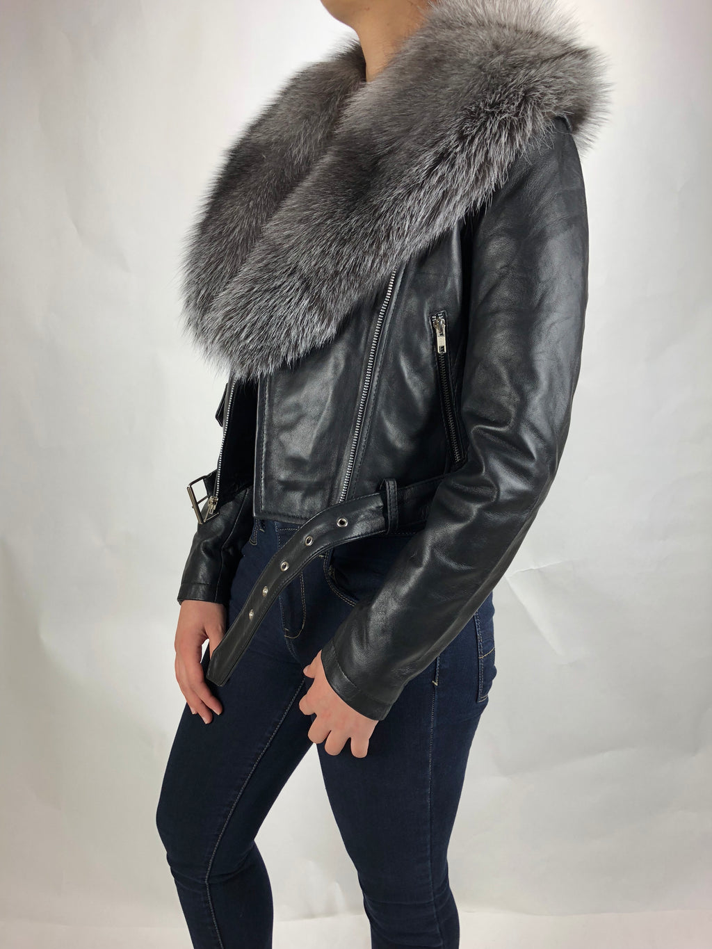 Women's Classic Biker Black With Fox Collar [Slim Fit]