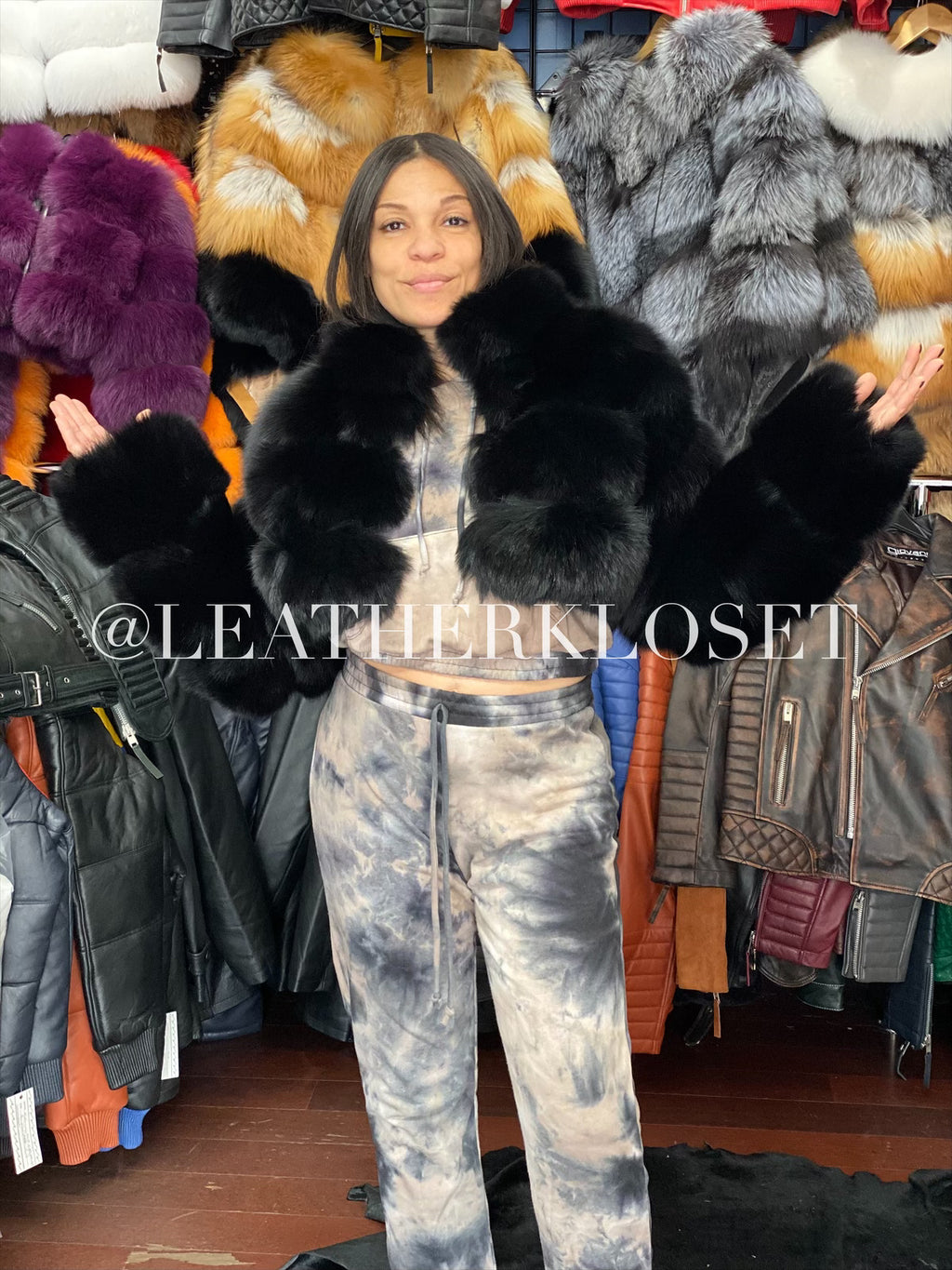 Women's Crop Fox Bomber [Black]
