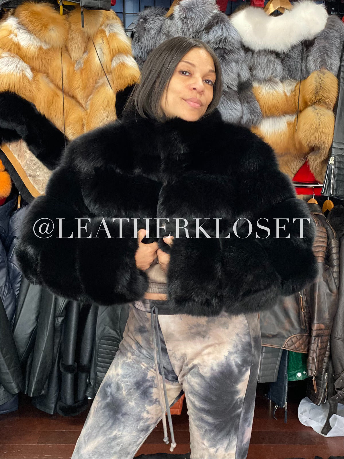 Women's Crop Fox Bomber [Black]