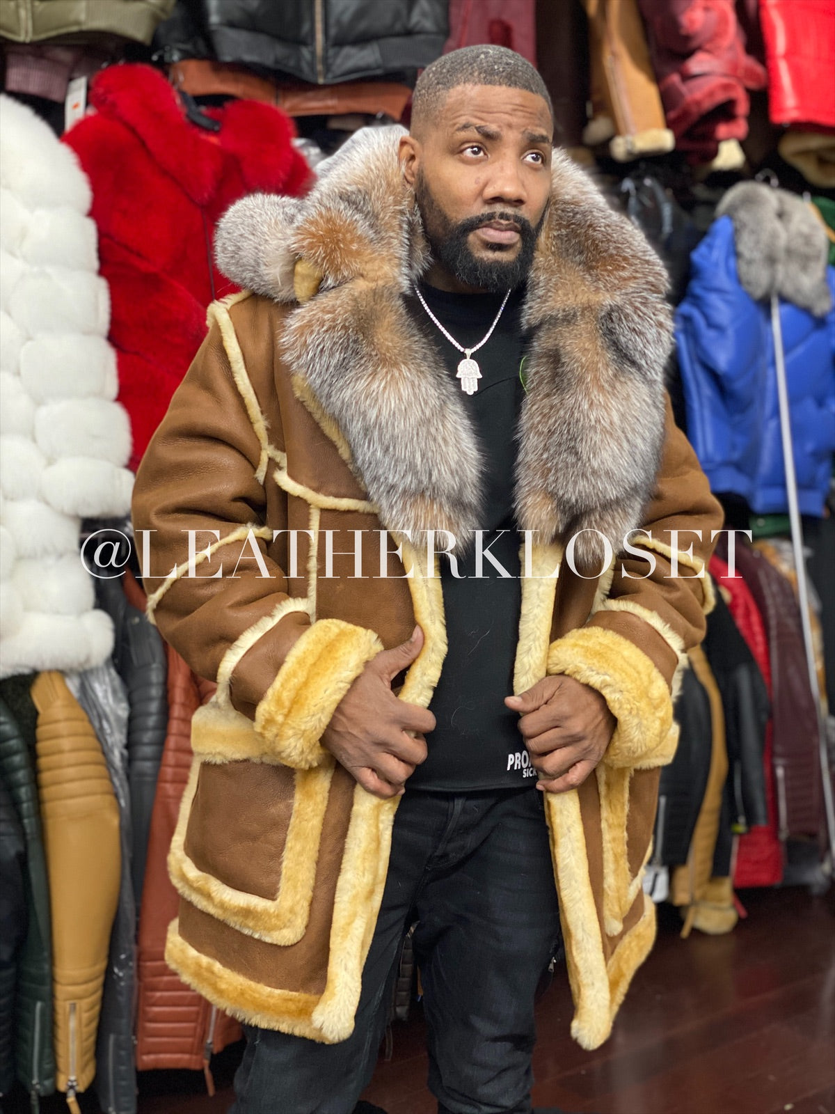 美品★定価10万円★ラルフローレン★高級シルクリアルムートンダウン Men's Marlboro Shearling With Oversized Fox Collar – LeatherKloset