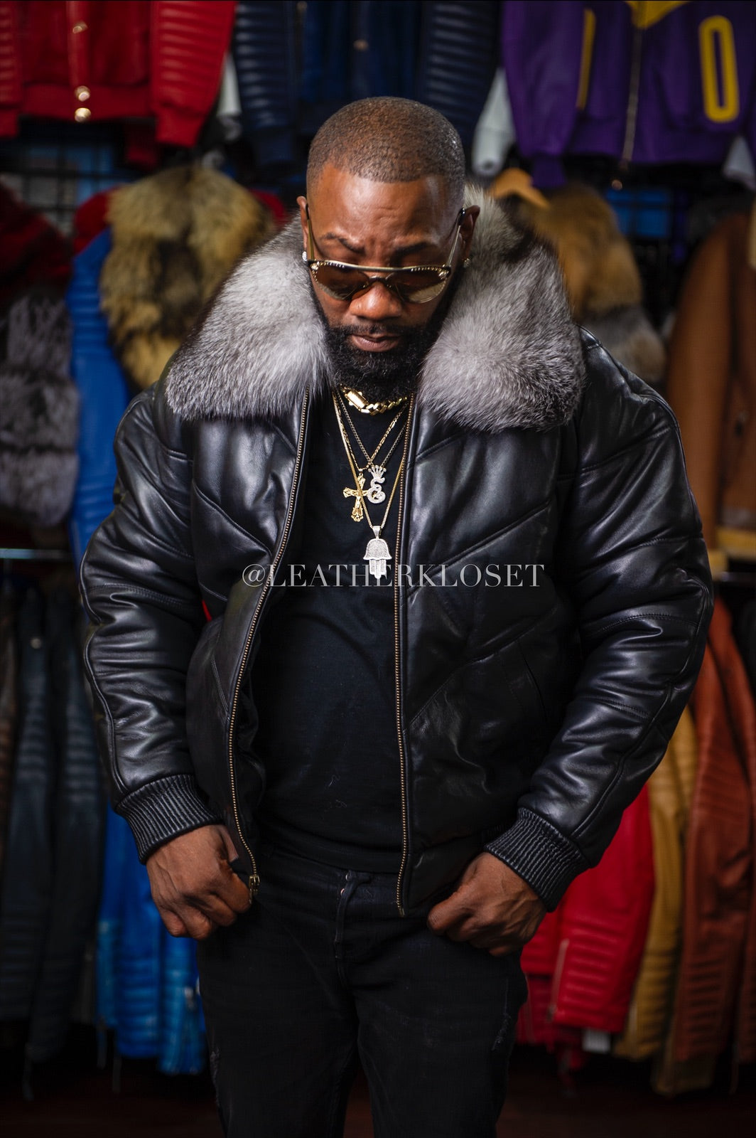 Men's V-Bomber Black Premium Silver Fox Collar – LeatherKloset