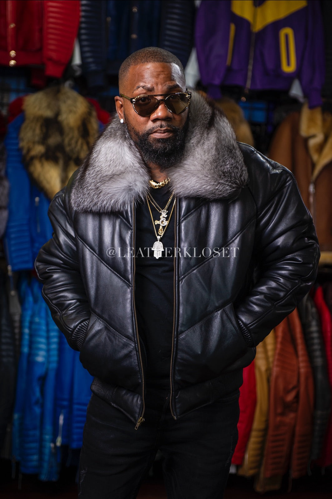 Men's V-Bomber Black Premium Silver Fox Collar – LeatherKloset