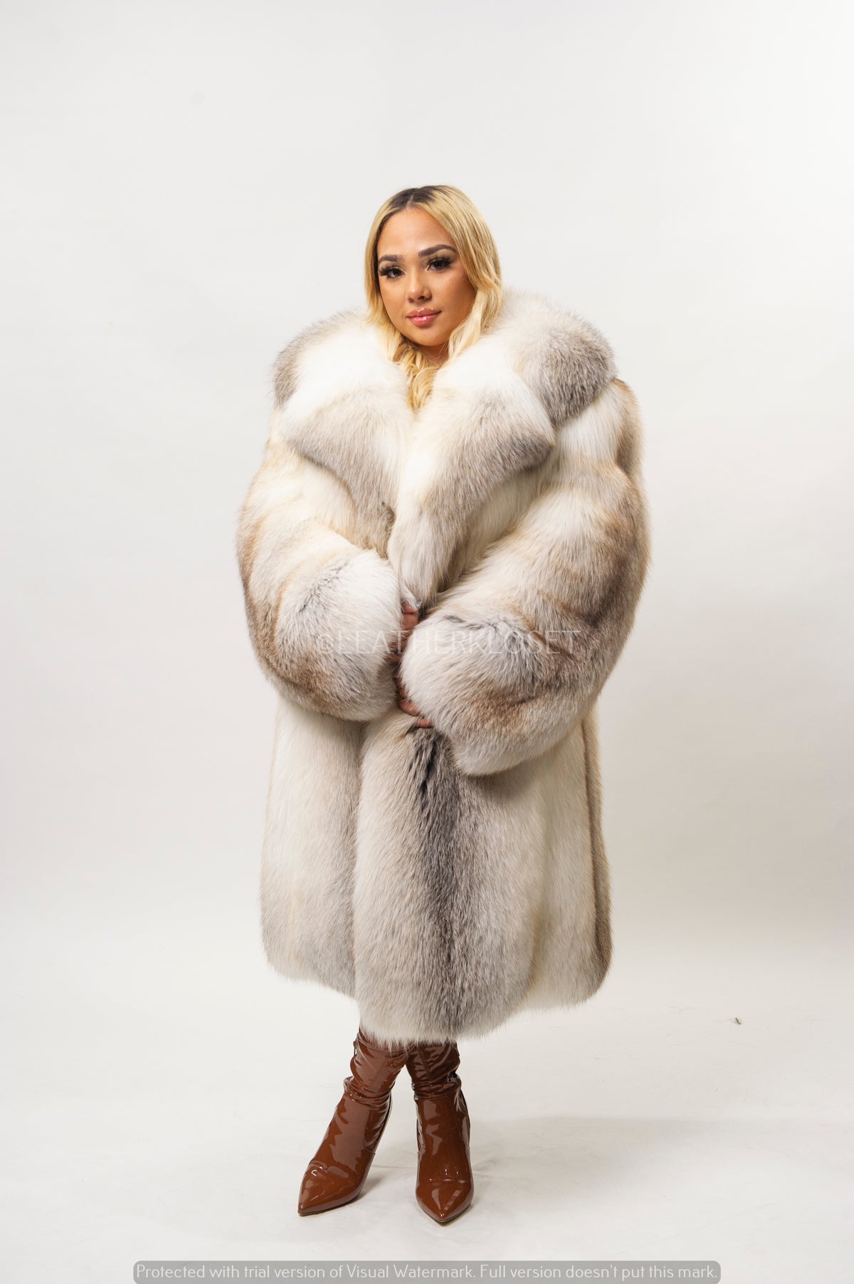 Women's Caramel Swirl Fox Coat