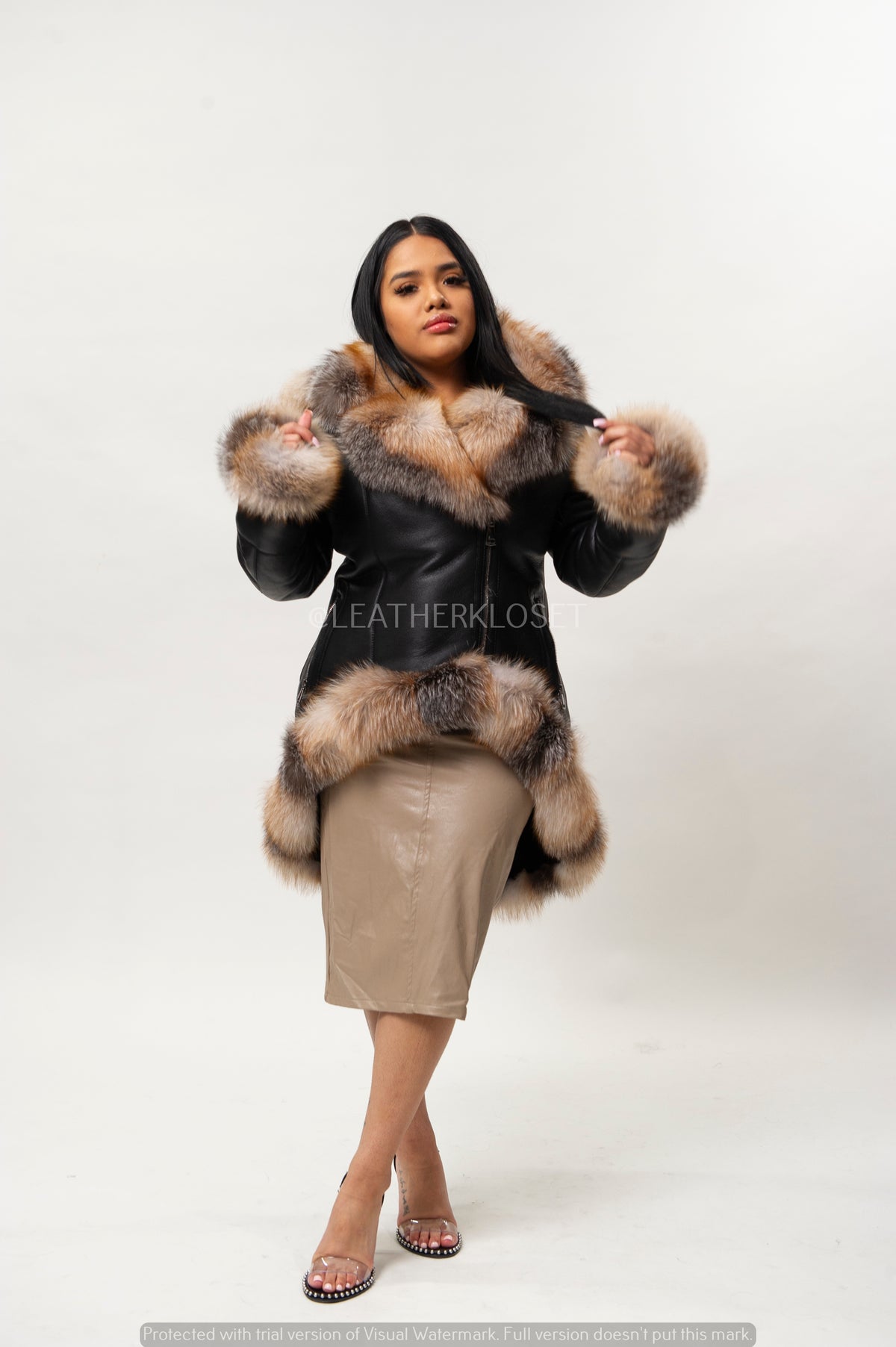 Women's Amber Shearling Sheepskin Jacket With Fox [Black/Crystal]