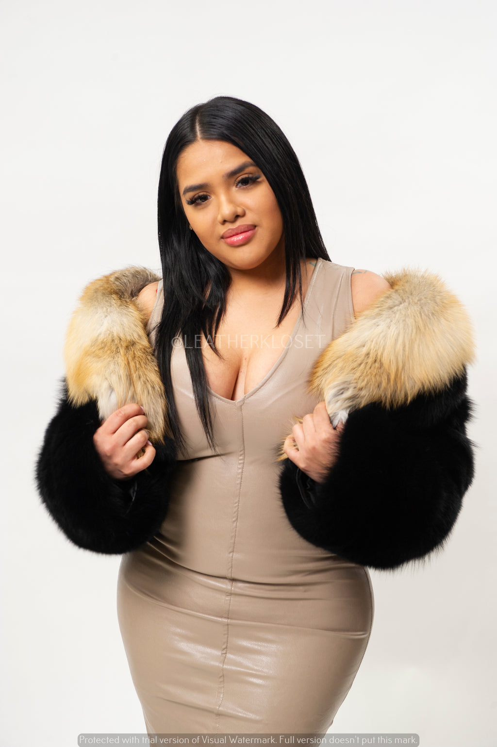 Women's Charlotte Crop Fox Bomber [Black/Gold]