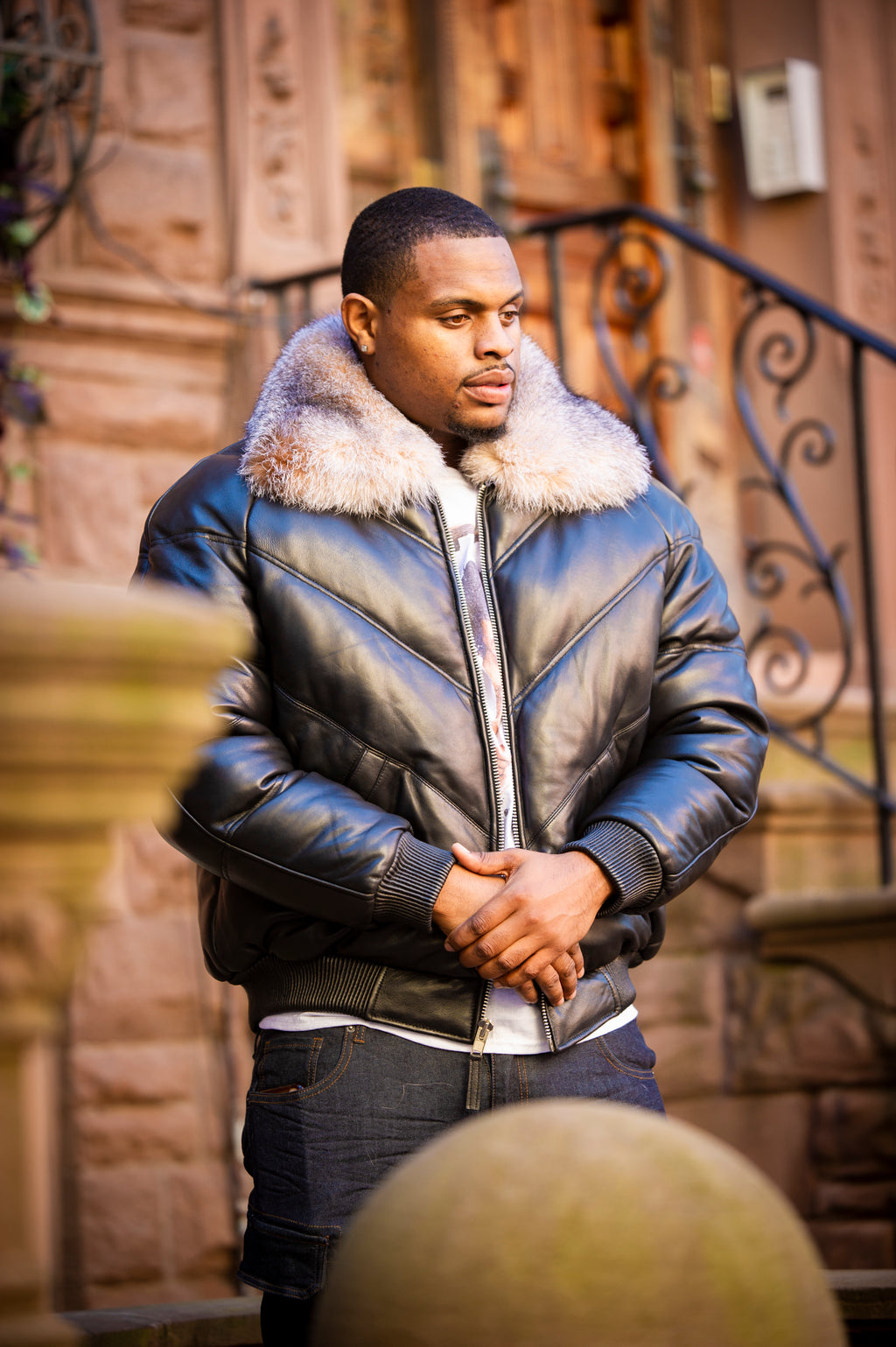 Men's V-Bomber Black Premium Fox Collar [Silver]
