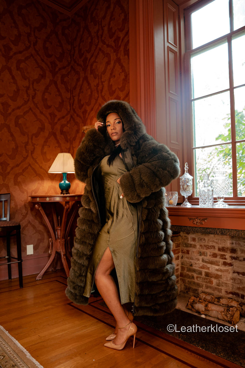 Women's Alia Fox Coat [Olive]