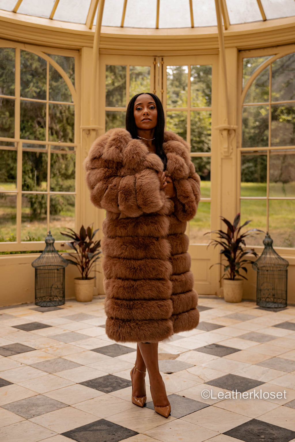 Women's Femina Fox Coat [Coffee]