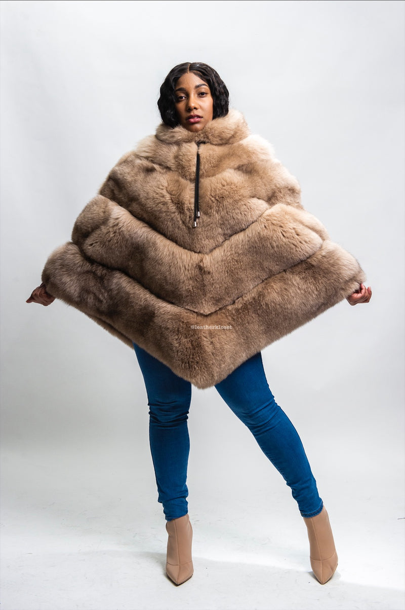 Women's Fox Fur Poncho [Natural]